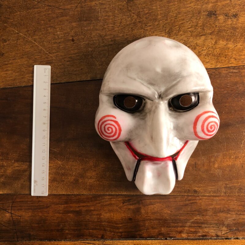 B ✤ 電鋸殺人魔面具